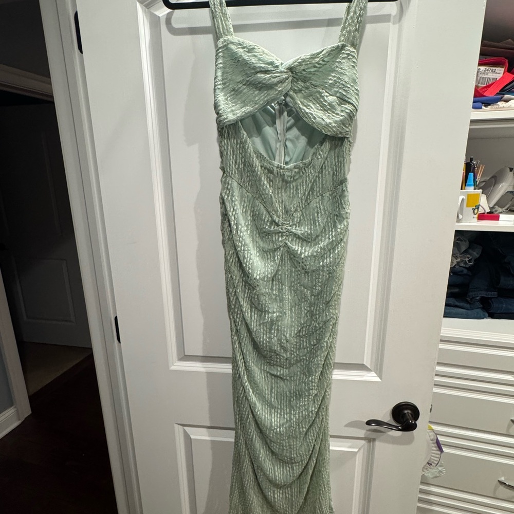 Elegant Green Ruched Women’s Dress